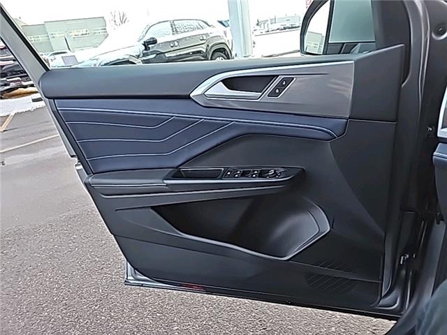 2026 Volkswagen Taos Highline (Stk: 26190) in Lethbridge - Image 19 of 24