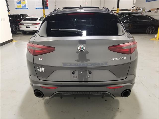 2022 Alfa Romeo Stelvio ti (Stk: W4932) in Mississauga - Image 8 of 24 2022 Alfa Romeo Stelvio ti (Stk: W4932) in Mississauga - Image 8 of 24