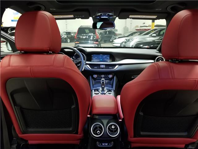 2022 Alfa Romeo Stelvio ti (Stk: W4932) in Mississauga - Image 18 of 24 2022 Alfa Romeo Stelvio ti (Stk: W4932) in Mississauga - Image 18 of 24