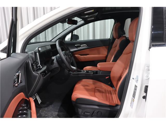 2025 Kia Sportage EX Premium w/Red Interior (Stk: 25870C) in Edmonton - Image 10 of 24