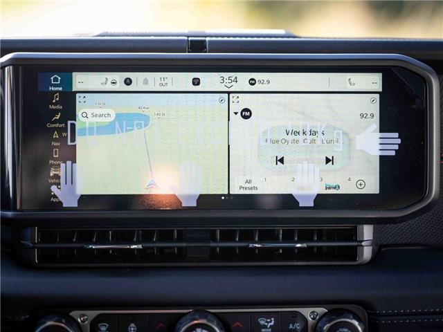 2025 Jeep Wrangler Rubicon (Stk: S651233) in Surrey - Image 17 of 26