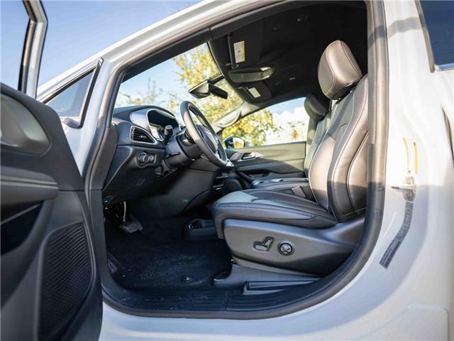 2026 Chrysler Grand Caravan SXT (Stk: T187180) in Surrey - Image 8 of 21