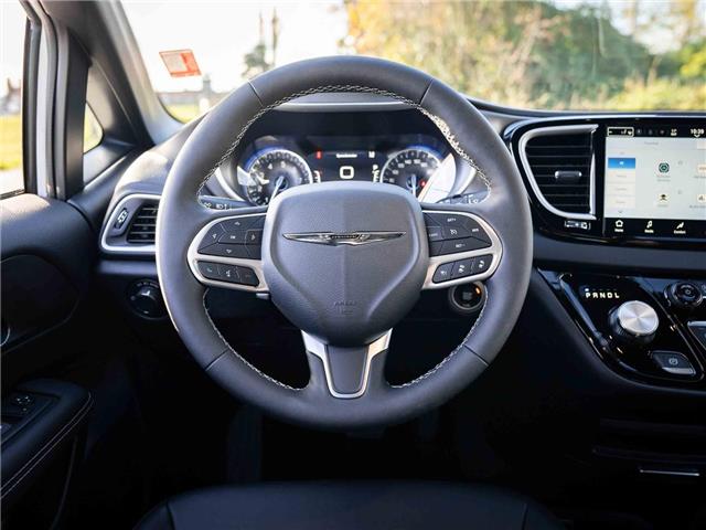 2026 Chrysler Grand Caravan SXT (Stk: T187180) in Surrey - Image 10 of 21