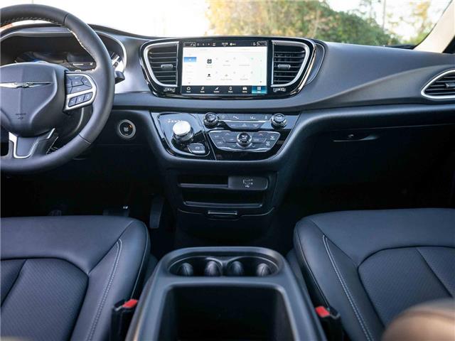 2026 Chrysler Grand Caravan SXT (Stk: T187180) in Surrey - Image 13 of 21