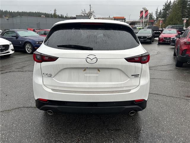 2025 Mazda CX-5 Sport Design (Stk: P4914) in Surrey - Image 4 of 15