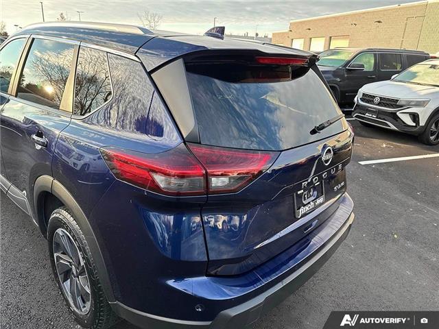2024 Nissan Rogue SV Moonroof (Stk: 164437) in London - Image 12 of 26