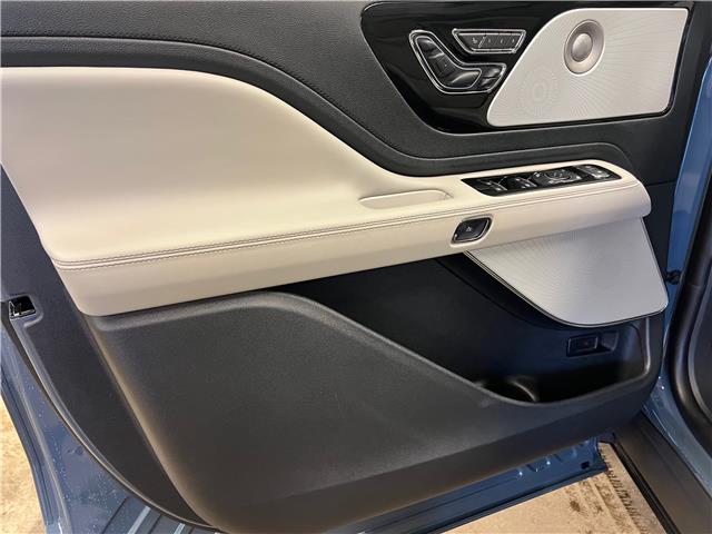 2026 Lincoln Aviator Reserve (Stk: 25AV20) in St.Paul - Image 3 of 10
