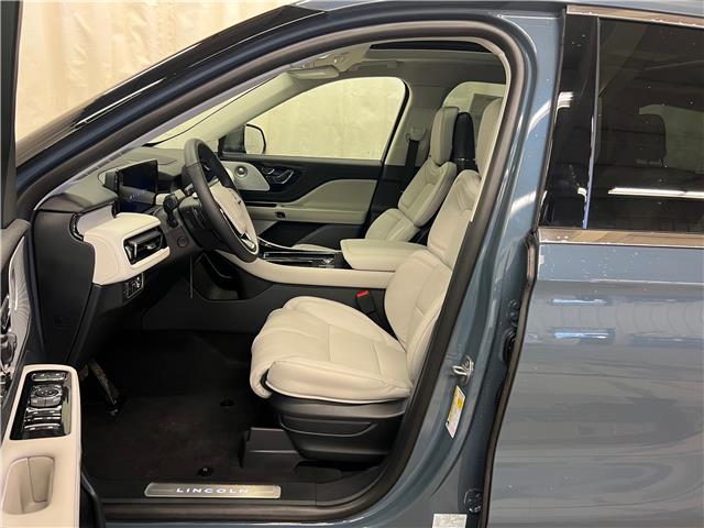 2026 Lincoln Aviator Reserve (Stk: 25AV20) in St.Paul - Image 4 of 10