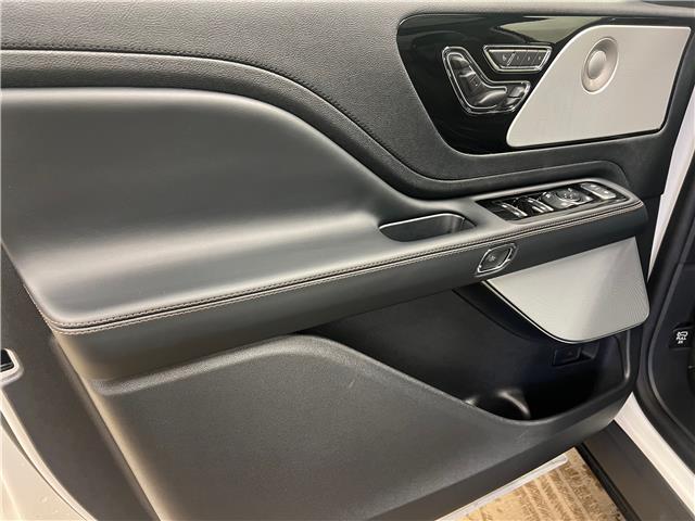 2026 Lincoln Aviator Reserve (Stk: 25AV16) in St.Paul - Image 3 of 10