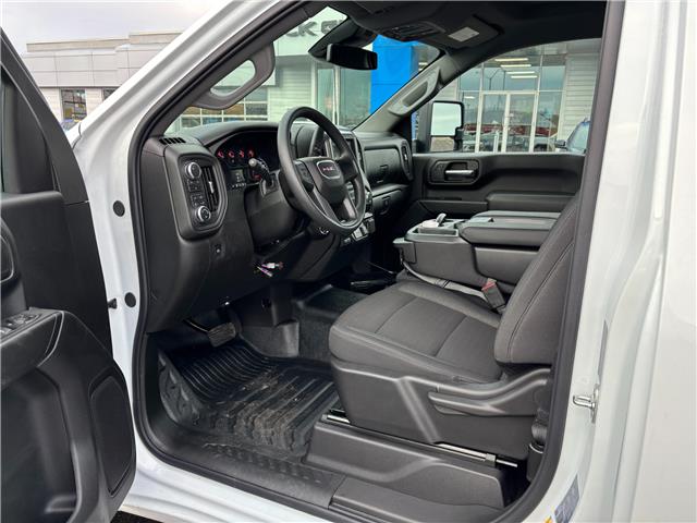 2026 GMC Sierra 3500HD Pro (Stk: 36143) in Renfrew - Image 16 of 34