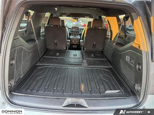 2024 GMC Yukon XL SLT (Stk: 28527B) in Thunder Bay - Image 11 of 24