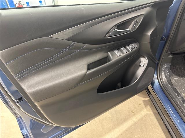 2026 Buick Envista Sport Touring (Stk: 14103) in Roblin - Image 7 of 12