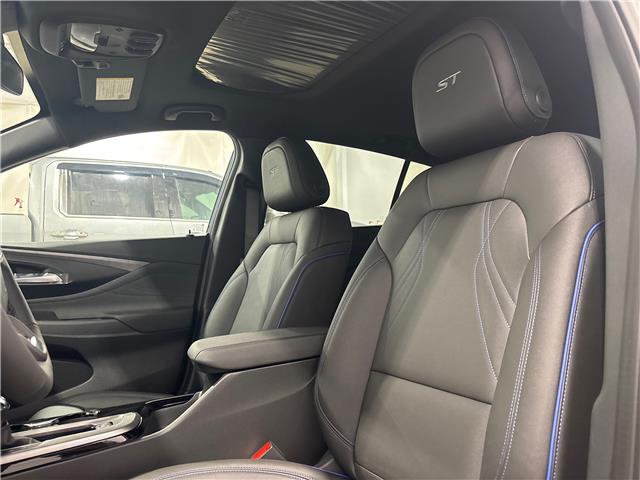 2026 Buick Envista Sport Touring (Stk: 14103) in Roblin - Image 8 of 12