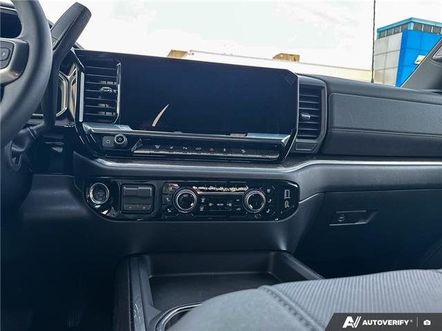 2026 Chevrolet Silverado 2500HD LTZ (Stk: T201) in Grimsby - Image 15 of 21