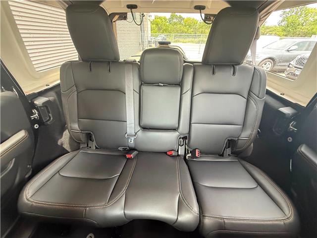 2025 Jeep Wrangler Sahara (Stk: 25471D) in London - Image 16 of 22