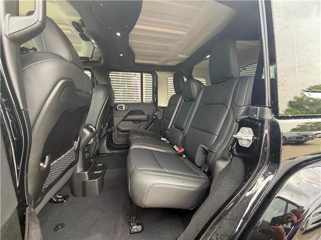 2025 Jeep Wrangler Sahara (Stk: 25471D) in London - Image 9 of 22