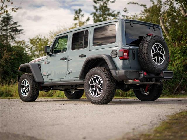2025 Jeep Wrangler Rubicon (Stk: S651228) in Surrey - Image 4 of 25