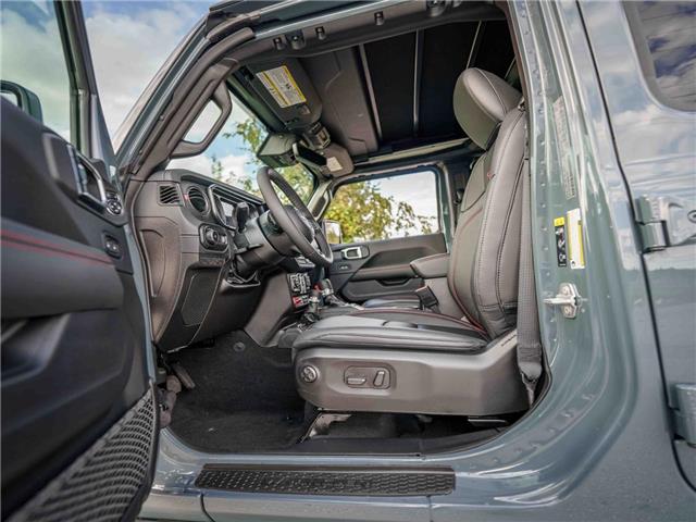 2025 Jeep Wrangler Rubicon (Stk: S651228) in Surrey - Image 9 of 25