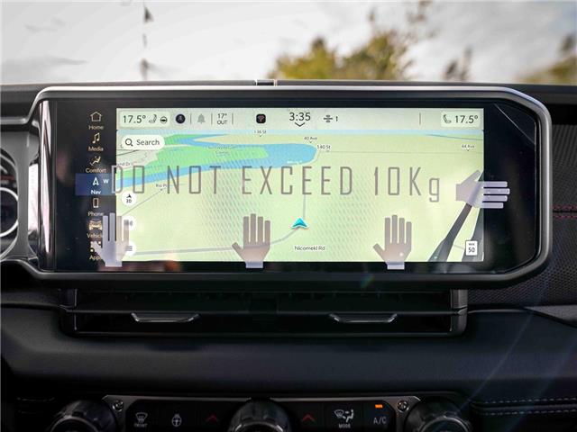 2025 Jeep Wrangler Rubicon (Stk: S651228) in Surrey - Image 16 of 25