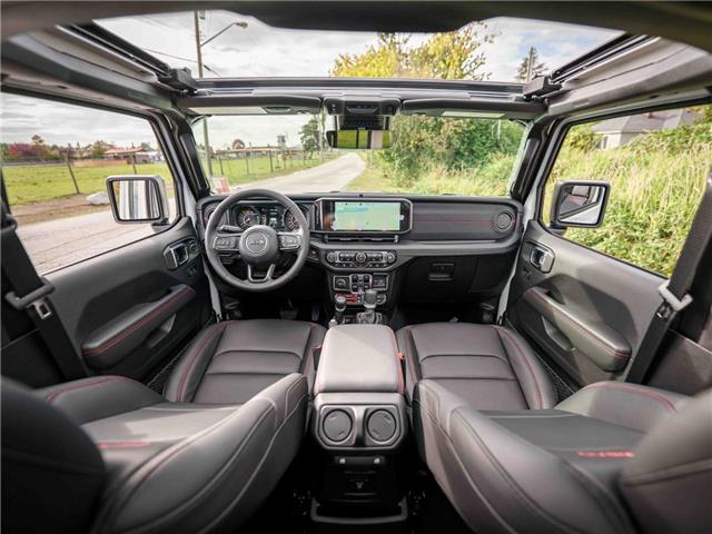 2025 Jeep Wrangler Rubicon (Stk: S658702) in Surrey - Image 9 of 24