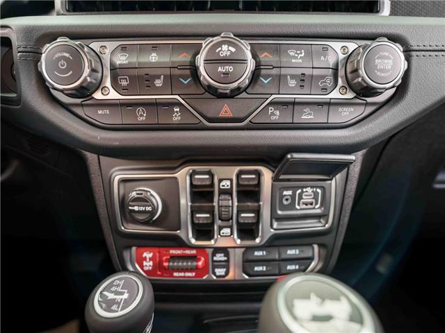 2025 Jeep Wrangler Rubicon (Stk: S658702) in Surrey - Image 17 of 24