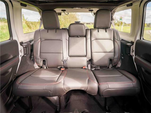 2025 Jeep Wrangler Rubicon (Stk: S658702) in Surrey - Image 22 of 24