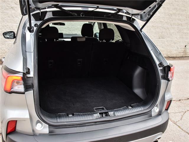 2022 Ford Escape SE (Stk: P9666) in Toronto - Image 10 of 28