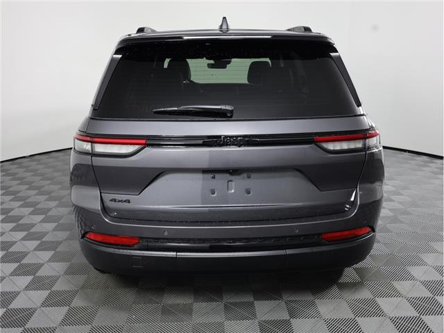 2025 Jeep Grand Cherokee Laredo (Stk: 25J257A) in Calgary - Image 7 of 22