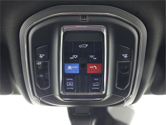 2025 Jeep Grand Cherokee Laredo (Stk: 25J257A) in Calgary - Image 15 of 22