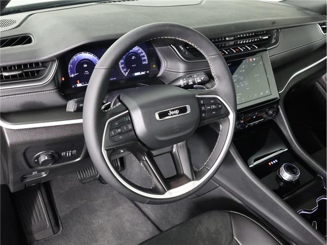 2025 Jeep Grand Cherokee Laredo (Stk: 25J257A) in Calgary - Image 17 of 22