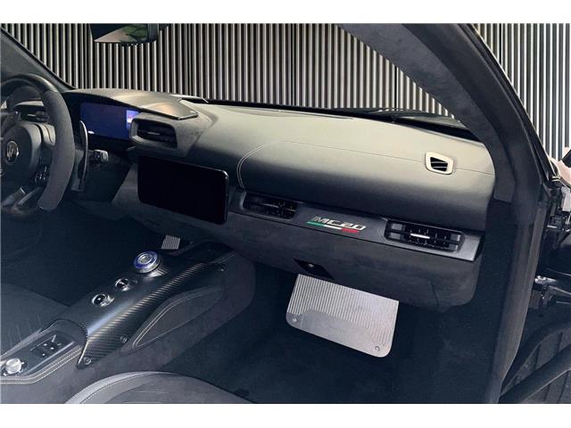 2022 Maserati MC20 Base (Stk: U0762CI) in Richmond - Image 17 of 20