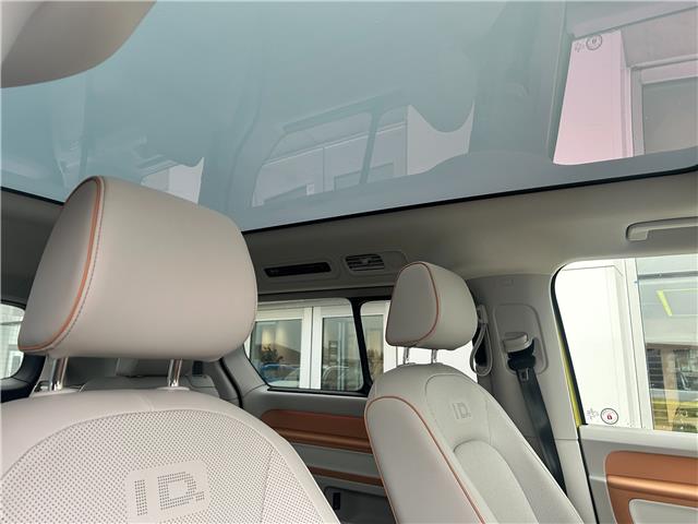 2025 Volkswagen ID. Buzz 1st Edition (Stk: V5038U) in Kingston - Image 12 of 40