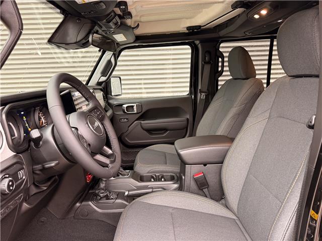 2026 Jeep Gladiator Sport S (Stk: 26077) in London - Image 9 of 24