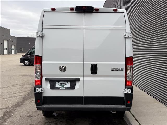 2025 RAM ProMaster 2500 High Roof (Stk: 25564) in London - Image 5 of 22