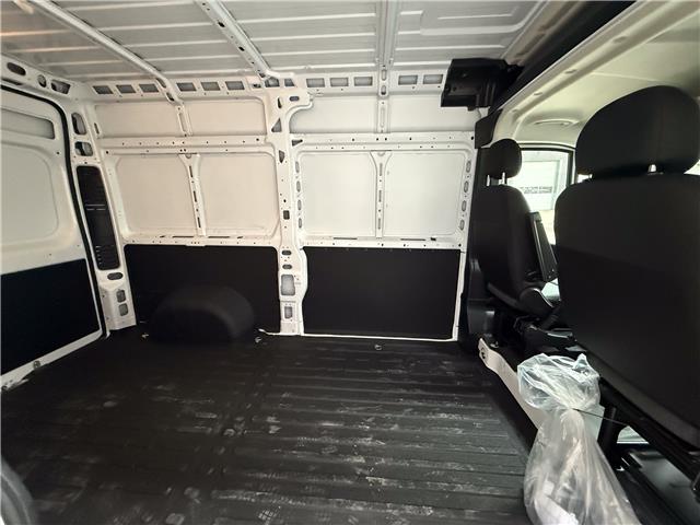 2025 RAM ProMaster 2500 High Roof (Stk: 25564) in London - Image 19 of 22