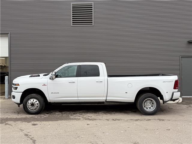2026 RAM 3500 Laramie (Stk: 26078) in London - Image 3 of 25