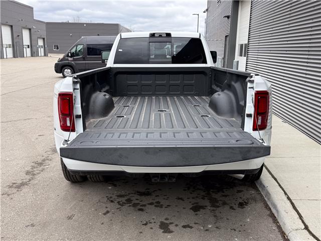 2026 RAM 3500 Laramie (Stk: 26078) in London - Image 6 of 25