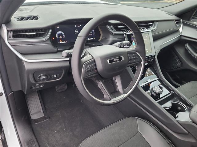 2025 Jeep Grand Cherokee Laredo (Stk: 250445) in Windsor - Image 12 of 23