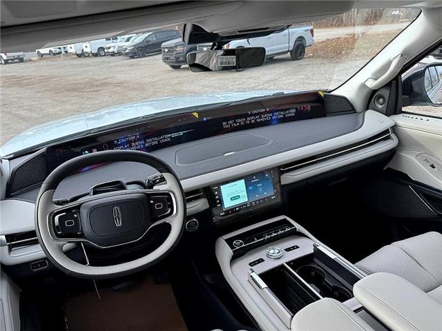 2025 Lincoln Navigator Reserve (Stk: NV16742) in Windsor - Image 15 of 27
