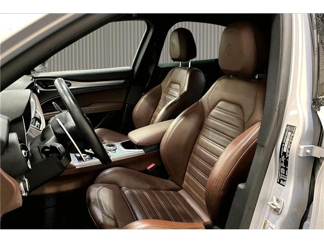 2021 Alfa Romeo Stelvio ti (Stk: RU0023) in Richmond - Image 18 of 25