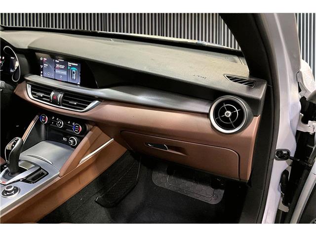 2021 Alfa Romeo Stelvio ti (Stk: RU0023) in Richmond - Image 22 of 25