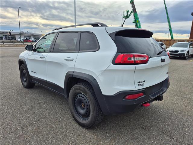 2015 Jeep Cherokee Trailhawk photo 2