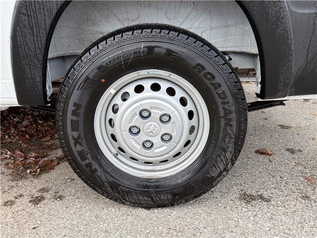 2026 RAM ProMaster 2500 Base (Stk: 26080) in London - Image 17 of 17