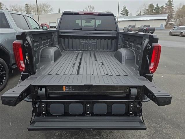 2026 GMC Sierra 1500 SLT (Stk: 22781) in Grand Falls-Windsor - Image 6 of 9