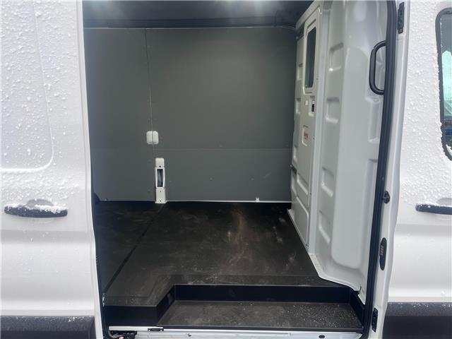 2025 Ford Transit-150 Cargo Base (Stk: S46664) in Hague - Image 13 of 14