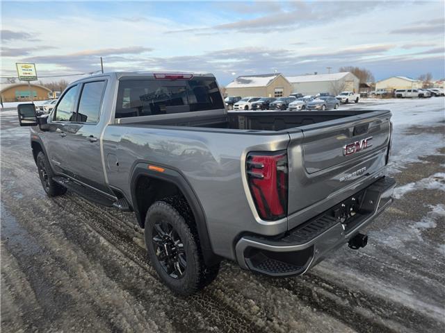 2026 GMC Sierra 3500HD AT4 (Stk: 26SR37907) in Pincher Creek - Image 4 of 9