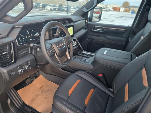 2026 GMC Sierra 3500HD AT4 (Stk: 26SR37907) in Pincher Creek - Image 5 of 9