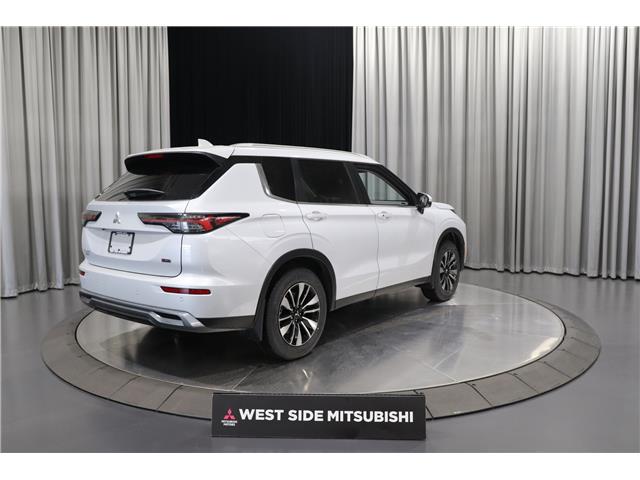2026 Mitsubishi Outlander LE (Stk: T26084) in Edmonton - Image 5 of 32