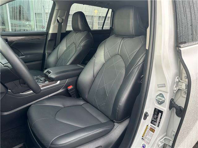 2024 Toyota Highlander Limited (Stk: W6933) in Cobourg - Image 7 of 30