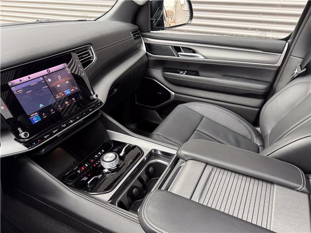 2025 Jeep Wagoneer Series III (Stk: 25569D) in London - Image 27 of 34